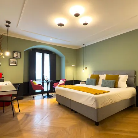 Ospitali, Ks-suites ゲストハウス