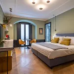 Guesthost - Brera Exclusive And 3* Milánó