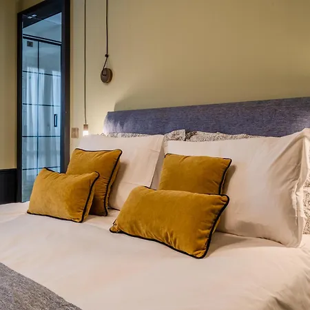 Ospitali, Ks-suites