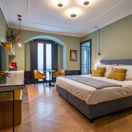 Guesthost - Brera Exclusive And 3* Milán